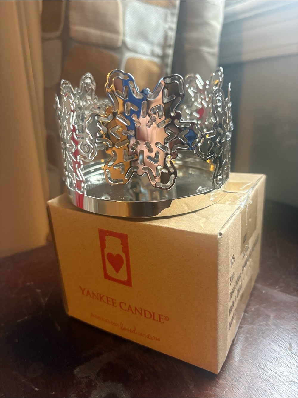 Yankee Candle Silver Snowflake Tea Light Crown